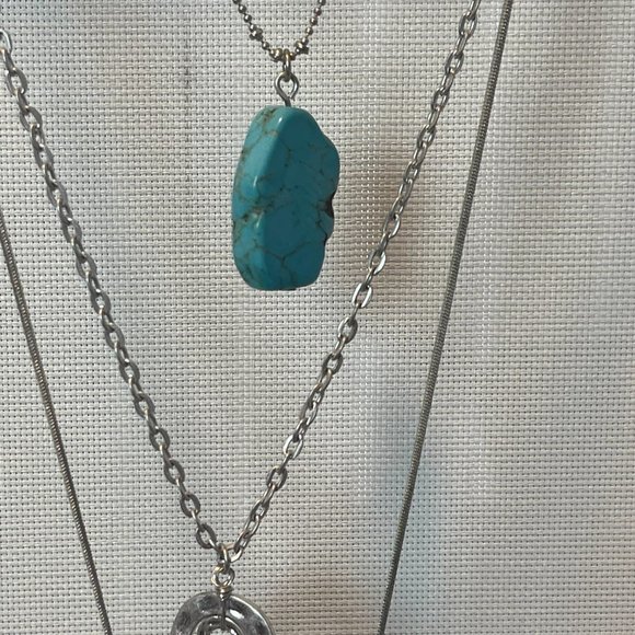 Turquoise Stone necklace - Picture 3 of 5